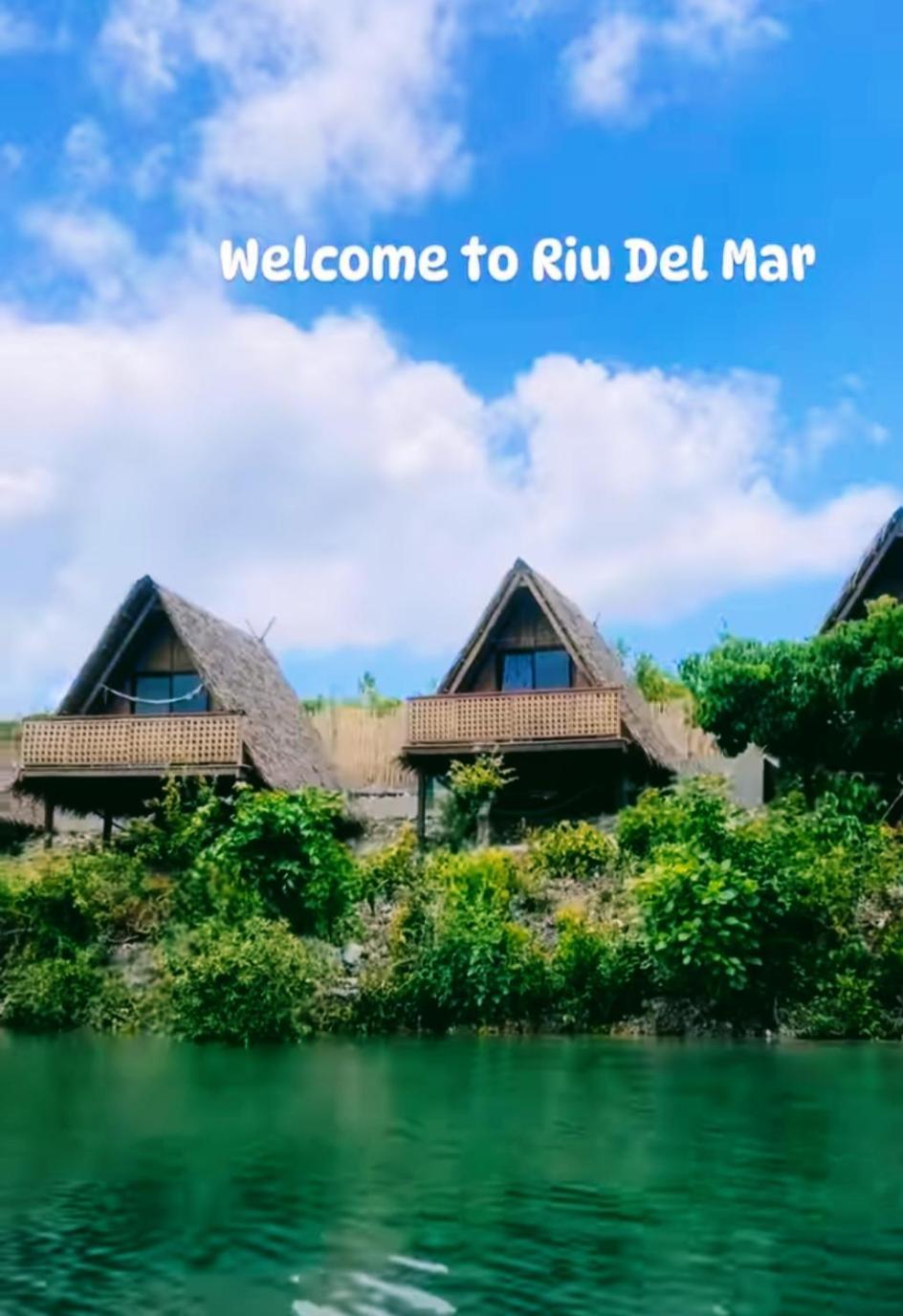 Riu Del Mar Hostel Dauis Esterno foto